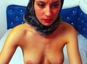 Inexperienced Kinky Arab Heads Against